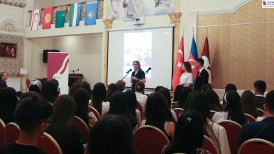 Beynəlxalq tələbə elmi konfransı: “Qloballaşma dövründə Türk dünyası: çağırışlar, perspektivlər”